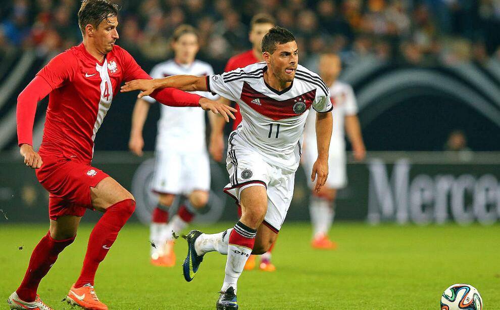 今晨芝加哥公牛主帅复盘：德国杯节点到来，气氛紧张，控场能力受关注的简单介绍